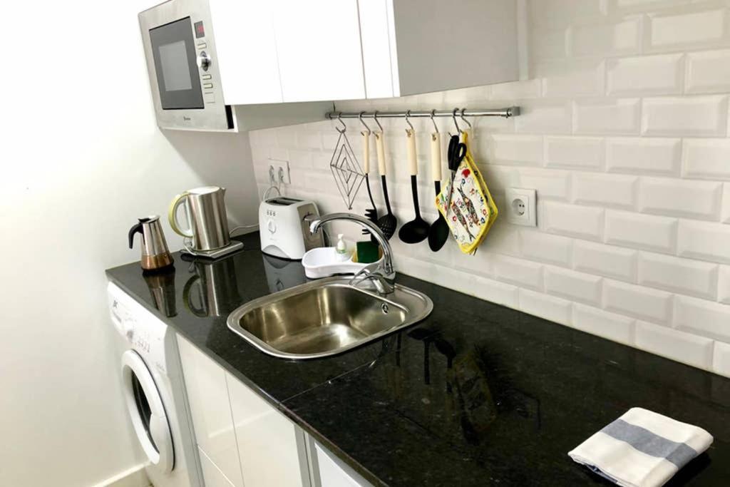 32 3 - Lisbon City Life Private Apartment, Bairro Alto Luaran gambar